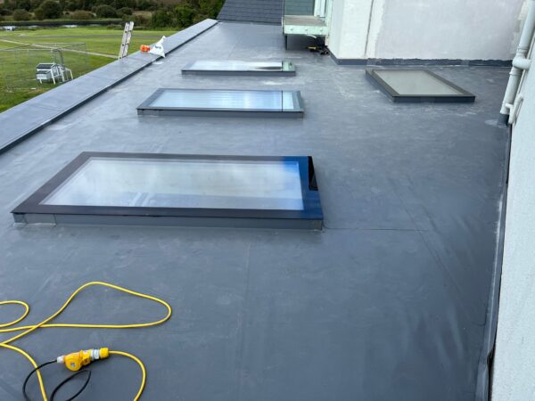 Flat Rooflight <span>1400 x 800mm</span> - Image 3